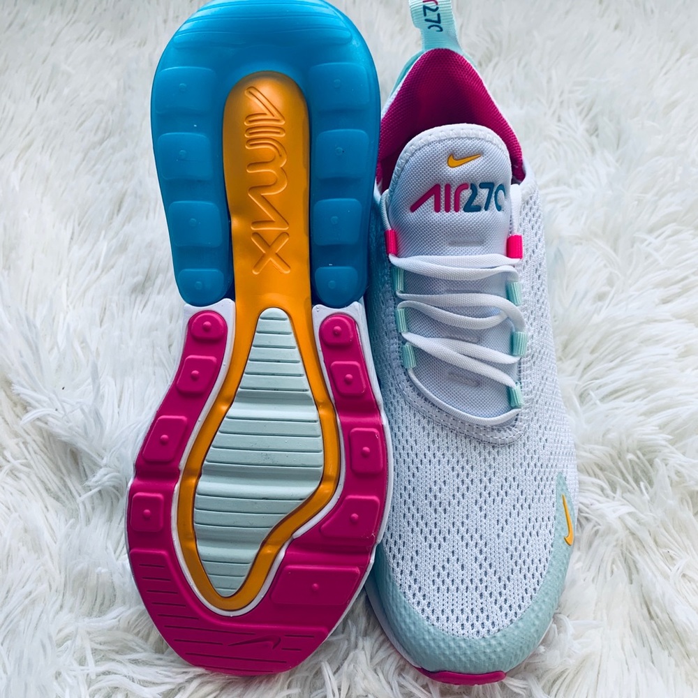 Nike Air Max 270 - Picture 5 of 5